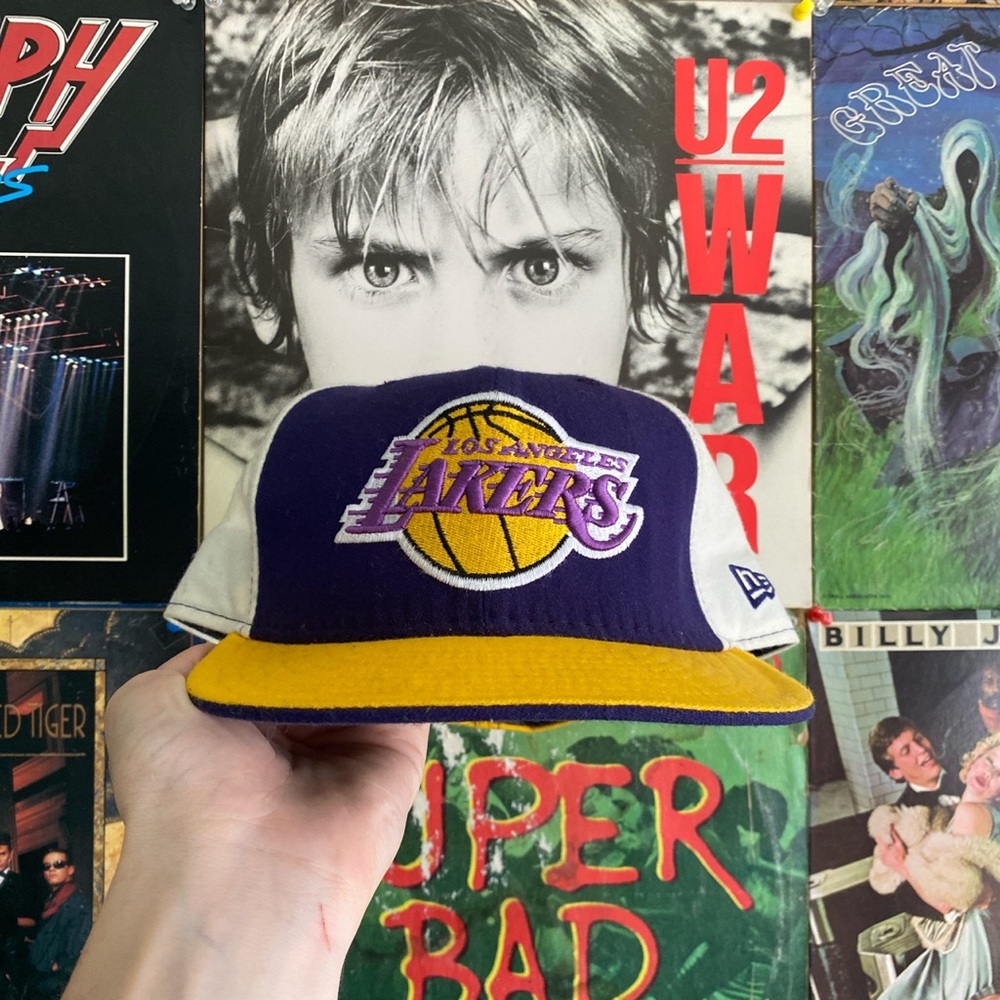 Vintage 90’s Lakers NBA Fitted Hat